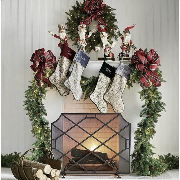 Mark Roberts Hollyberry Elf Stocking Holder 13.5” Christmas Elf #51–42174 Boxed - Picture 14 of 14